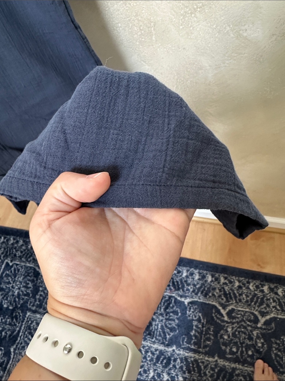 Quince 100% Organic Cotton Gauze Straight Leg Pants Indigo Blue sz large - Picture 9 of 10